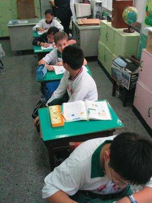 Le quotidien d’un petit français de Taiwan scolarisé dans une école taiwanaise !! Le quotidien d’un petit français de Taiwan scolarisé dans une école taiwanaise !!